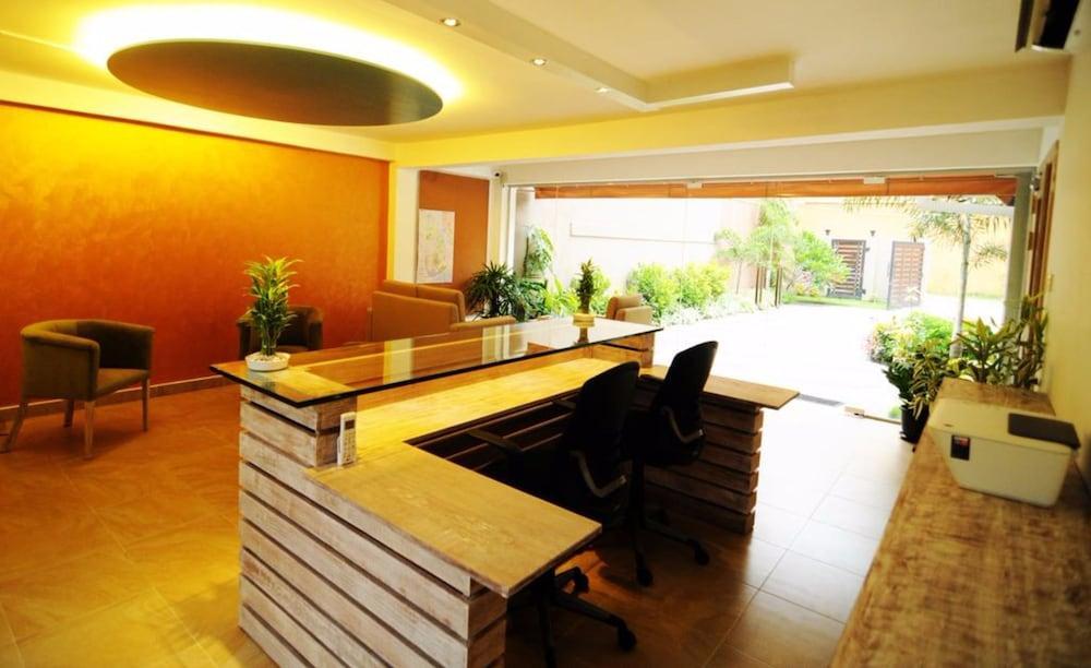 Hotel Shanelo Negombo Bagian luar foto