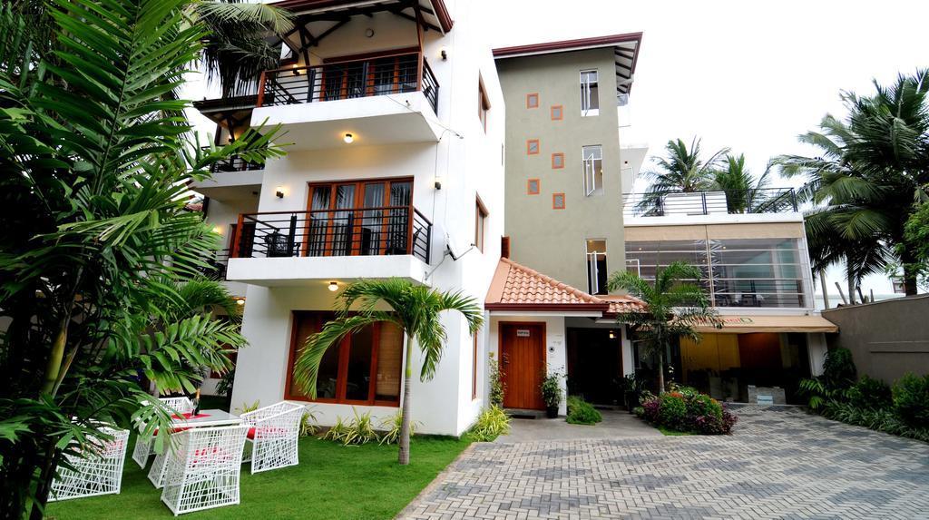 Hotel Shanelo Negombo Bagian luar foto
